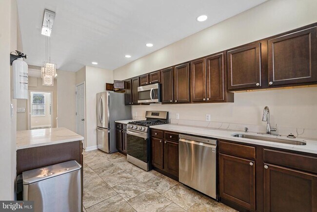 Foto del edificio - 2509 Linden Ave