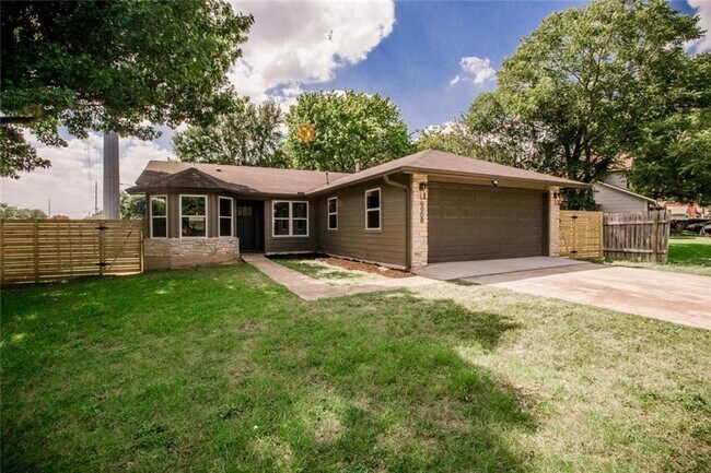 Foto del edificio - 9908 Briar Ridge Dr