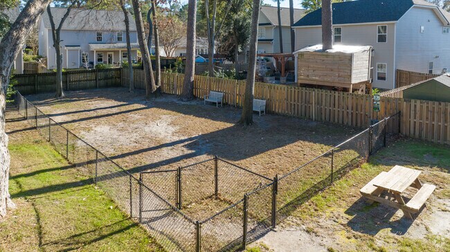 ¡Parque para perros - Morganton Arms Apartments