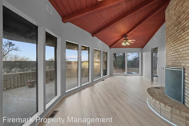 Foto del edificio - 3 br, 3 bath House - 221 Peach Valley Point