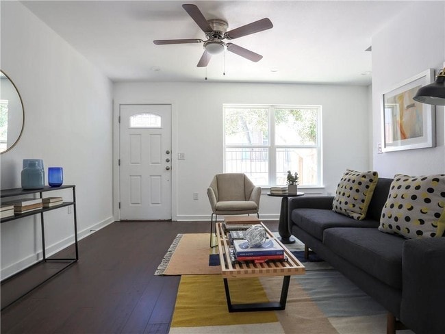 Building Photo - 6211 Manor Rd