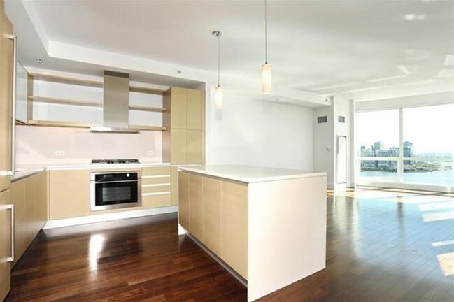 Foto del edificio - 77 Hudson St
