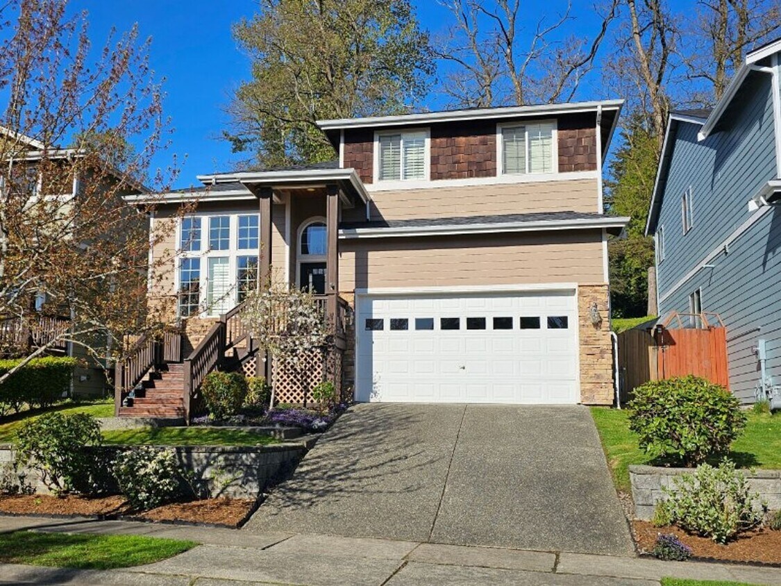 Foto principal - Charming 6 beds 2.5 bath house in Bothell!