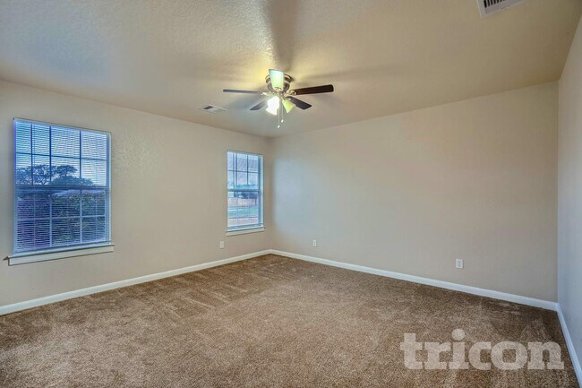 Building Photo - 20923 Cape Coral