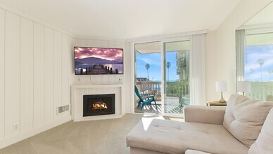 Building Photo - 999 N Pacific St