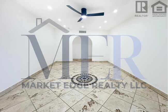 Foto del edificio - 5Bed/2Bath Home at Southern/Mill Ave! $399...