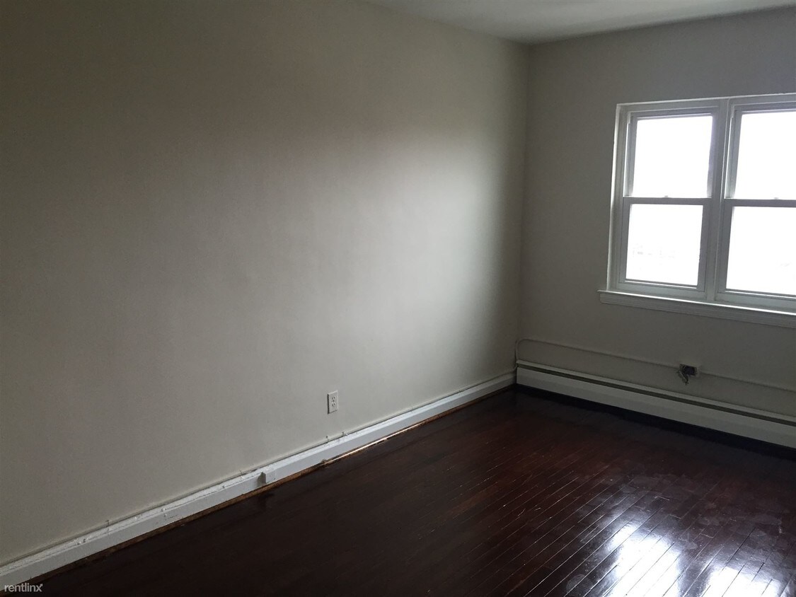 Foto del edificio - 2750 Seymour Ave