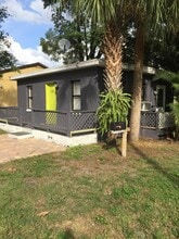 Building Photo - 207 N Lakewood Dr