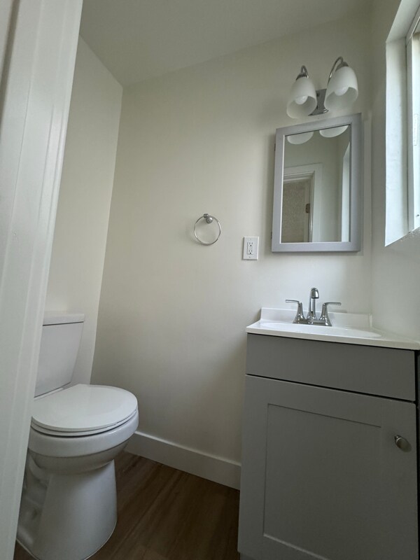 Foto del edificio - 14423 Berendo Ave