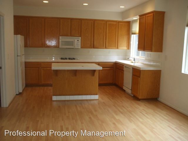 Building Photo - 3 br, 2.5 bath House - 9548 Windrose Lane