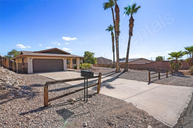 Foto del edificio - QUAINT 3 BEDROOM HOME