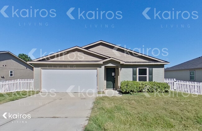 Building Photo - 236 Bluebonnet