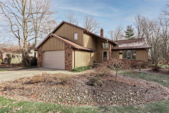 Foto del edificio - 6235 Sunnywood Dr