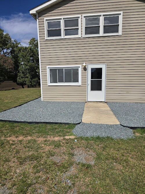 Building Photo - 3320 Griffin Cemetery Rd