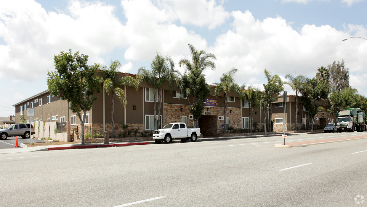 Primary Photo - Carson Group Apartments