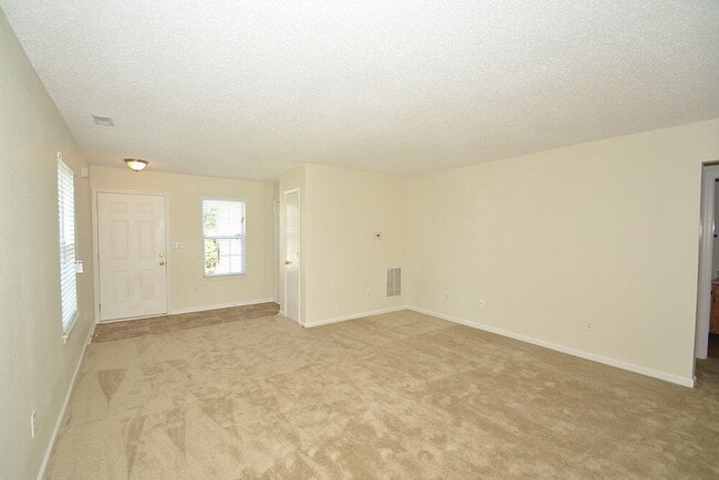 Building Photo - 15224 Fawn Meadow Dr