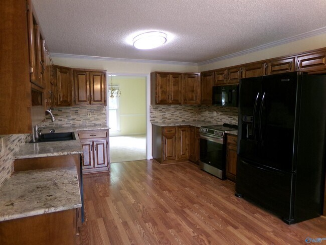 Foto del edificio - 15010 Carlisle Dr SE