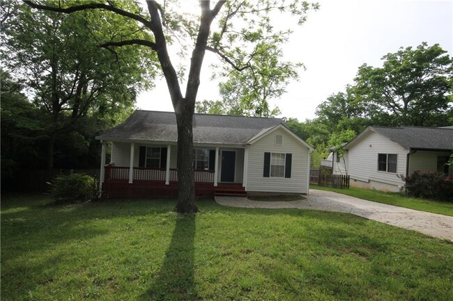 Foto del edificio - 1335 Carter Rd
