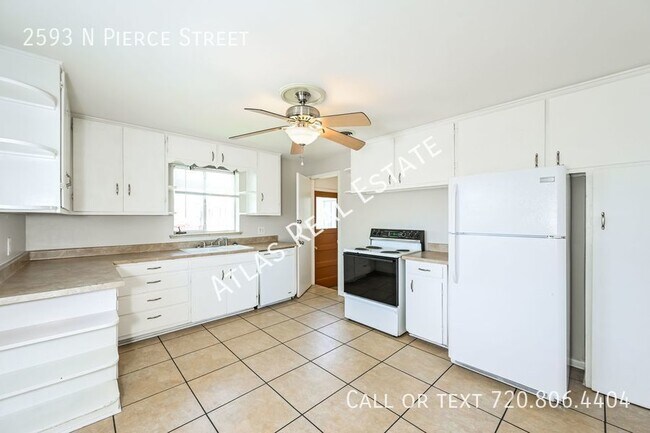 Foto del edificio - 2593 N Pierce Street