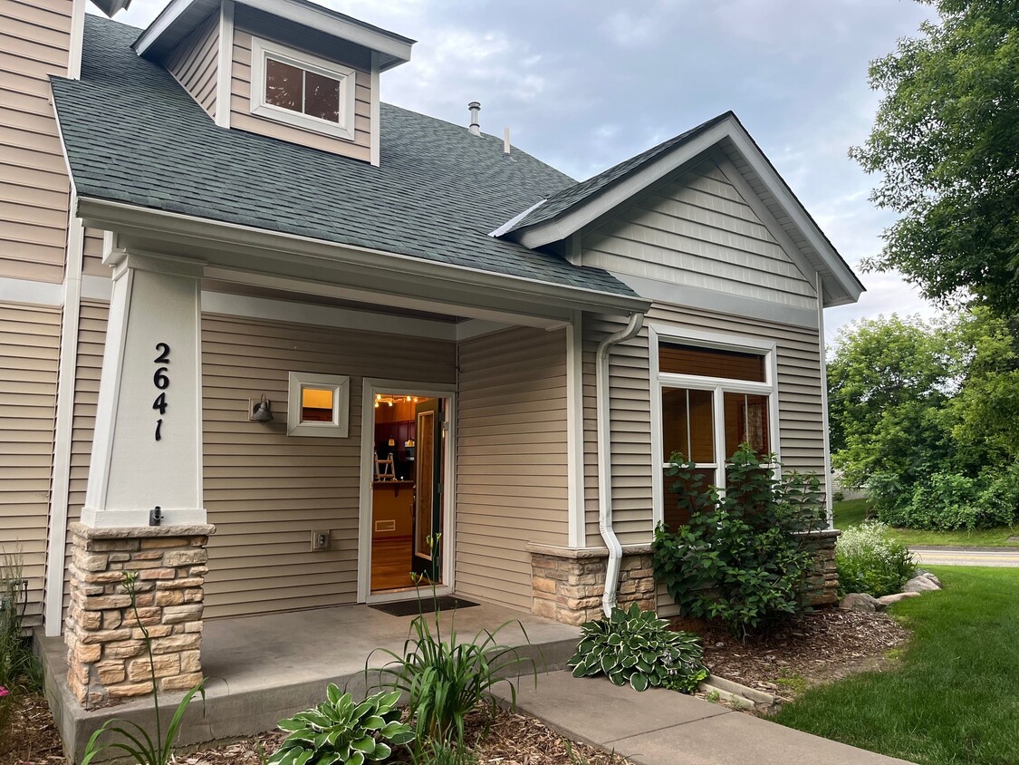 Exterior - 2641 New Century Pl E