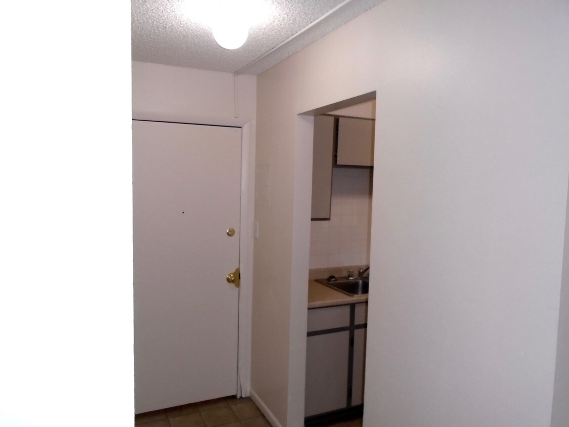 2310 E Garfield St Unit C6, Laramie, WY 82070 Apartment for Rent in