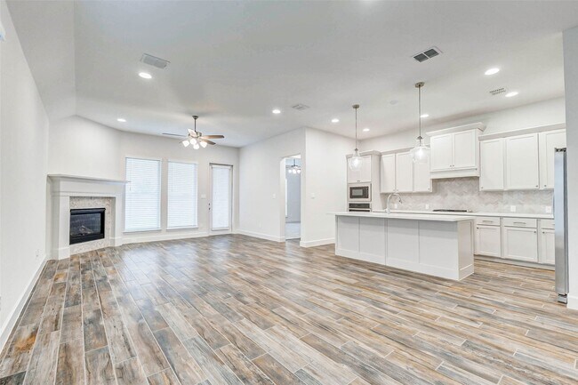 Building Photo - 21339 Manatee Rock Ln