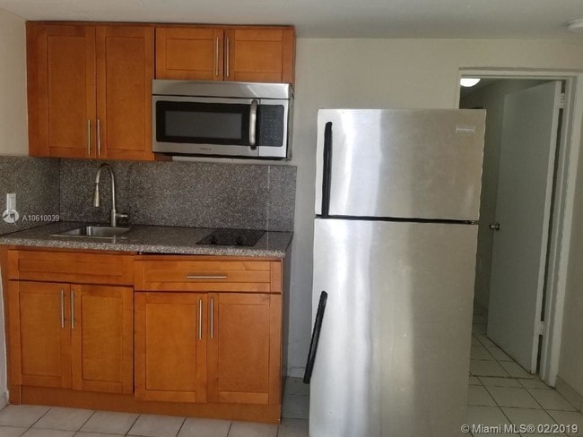 10345 Nw 30th Ct Unit D Miami Fl 33147 Apartment For Rent In Primary Photo 10345 Nw 30th Ct