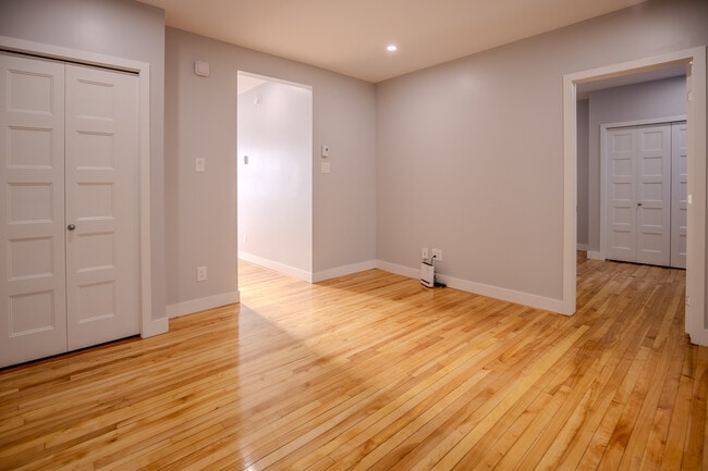 Photo du bâtiment - Newly renovated 2-bedroom apartment in Hull