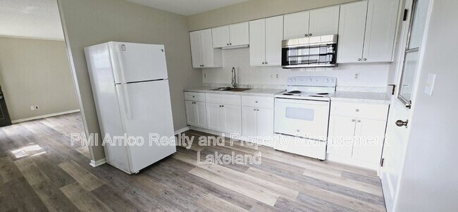 Foto del edificio - 1207 Buddwood Rd