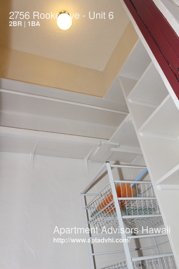 Foto del edificio - 2756 Rooke Ave