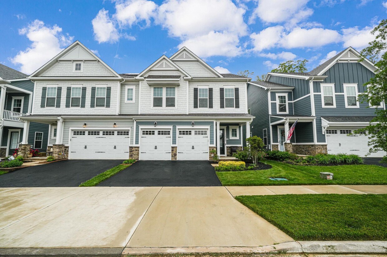 Foto principal - 18120 Moss Gdn Rd