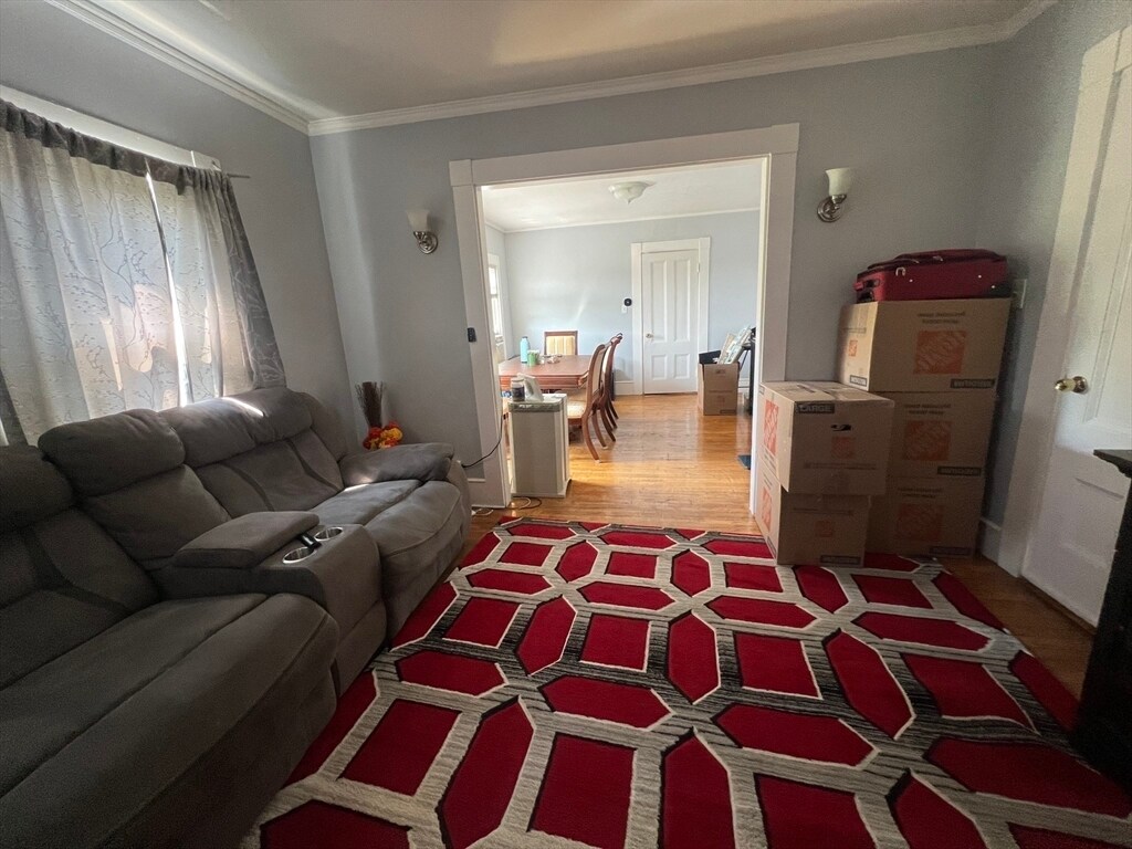 Foto principal - 430 McGrath Hwy