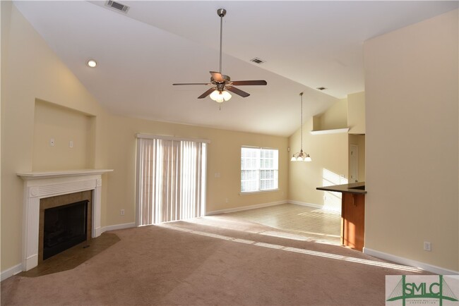 Building Photo - 34 Sandspur Ct