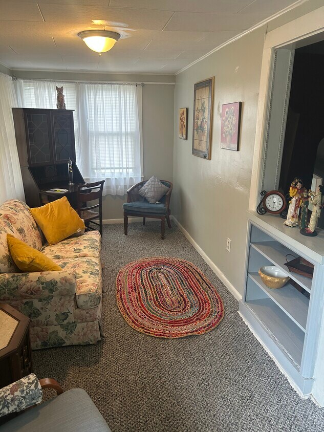Foto principal - 6416 River Rd