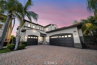 Building Photo - 17100 Santa Cruz Ct