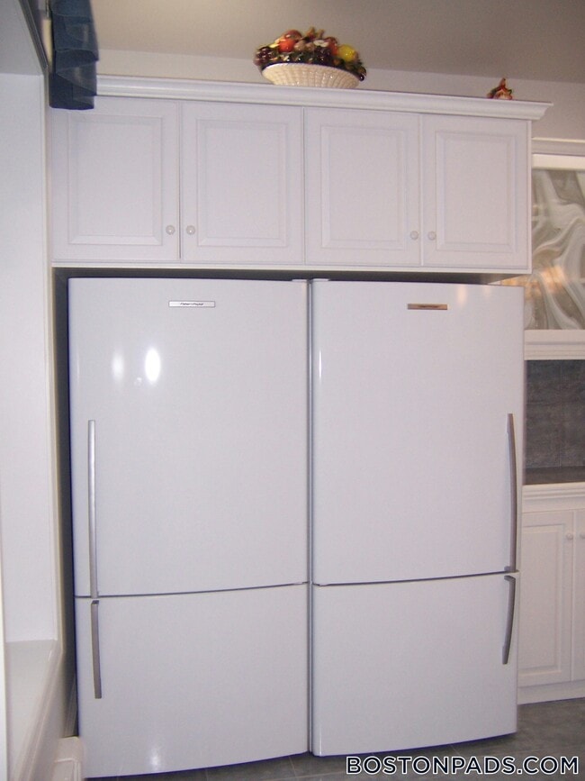 Foto del edificio - 188 Maverick St