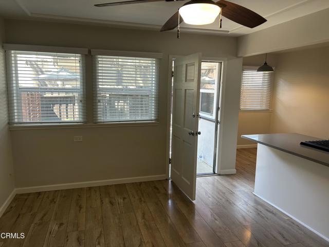 Foto del edificio - 2661 Los Robles Rd