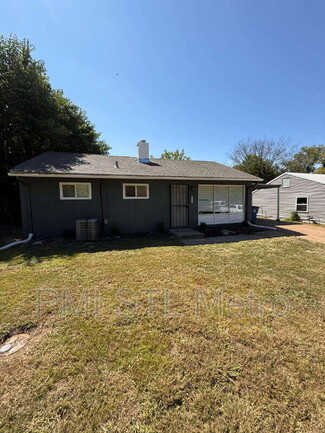 Building Photo - 5319 Elsie Ave