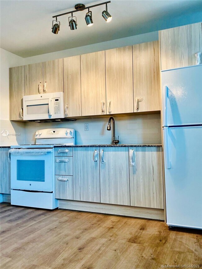 Foto del edificio - 1550 NW 1st Ct