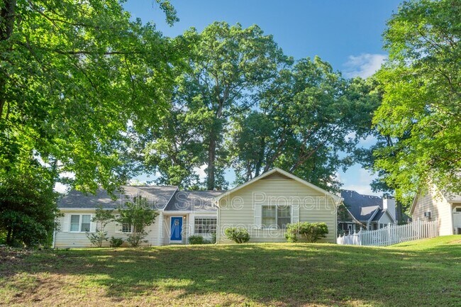 Building Photo - 2783 Holly Ridge Cir