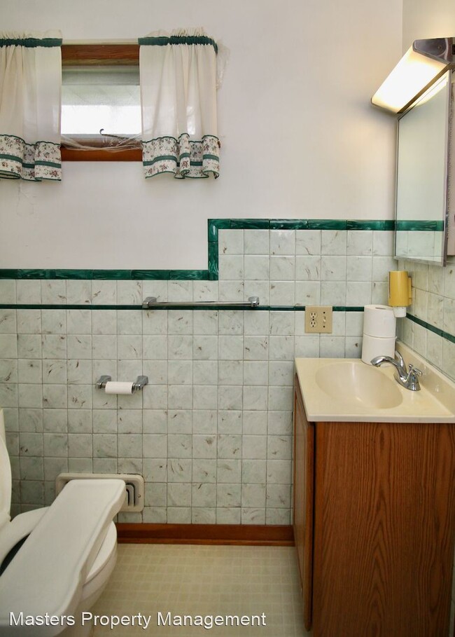 Foto del edificio - 3 br, 1 bath House - 3630 Washburn Road