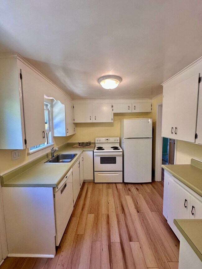 Foto del edificio - Charming 3bed/2bath House!