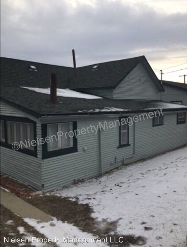 Primary Photo - 117 Ruby St