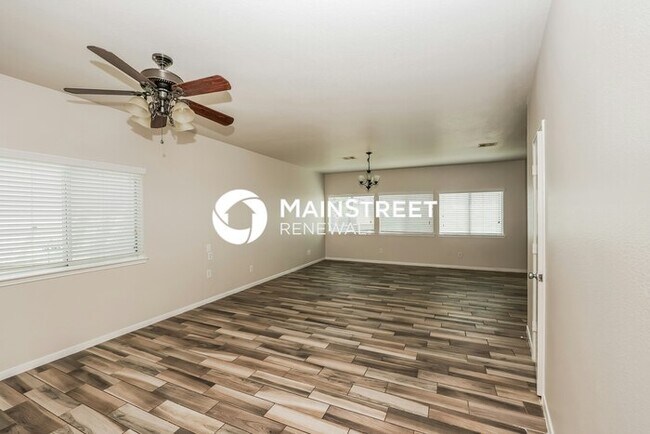 Foto del edificio - 5 Bedroom Pet-Friendly Home in KATY, TX with Main Street Renewal