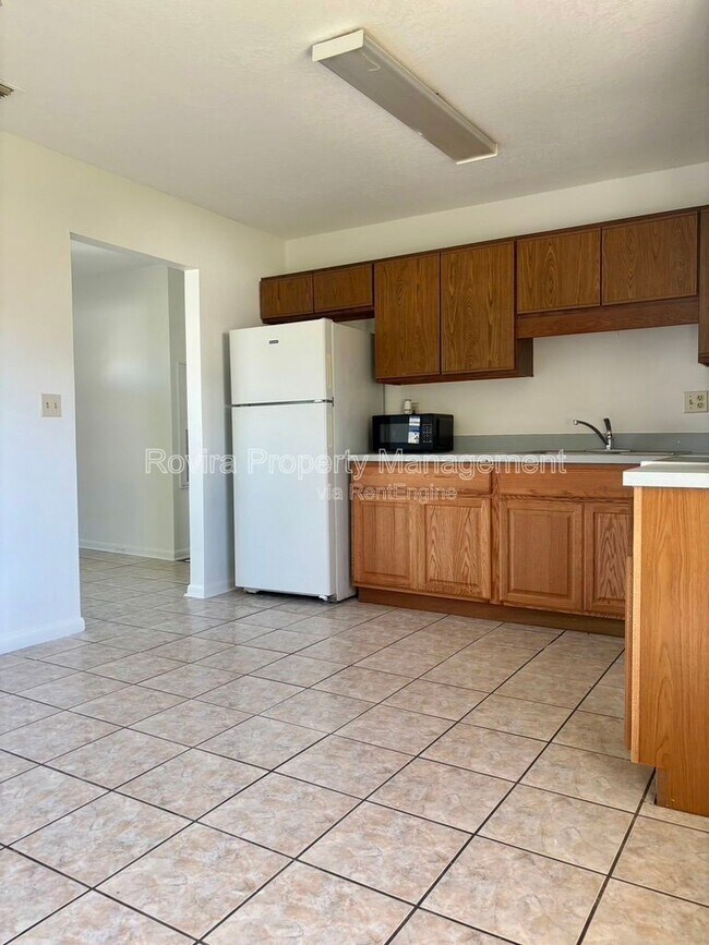 Foto del edificio - 176 Birmingham Dr