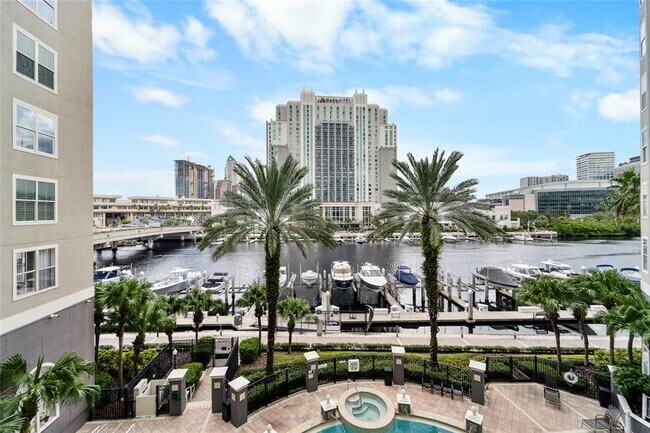 Foto del edificio - 700 S Harbour Island Blvd