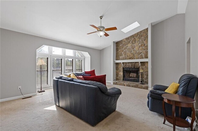 Building Photo - 4811 Nevilly Way