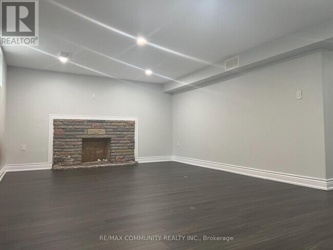 Photo du bâtiment - 177 Sedgemount Dr