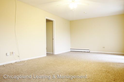 Building Photo - 8832 Kenneth Dr