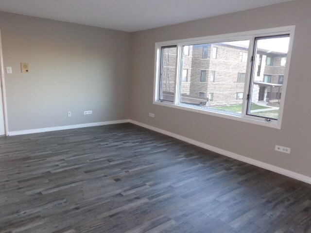 Building Photo - 6818 W Lode Dr